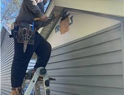 Siding Removal and Disposal in Roaming Shores, OH